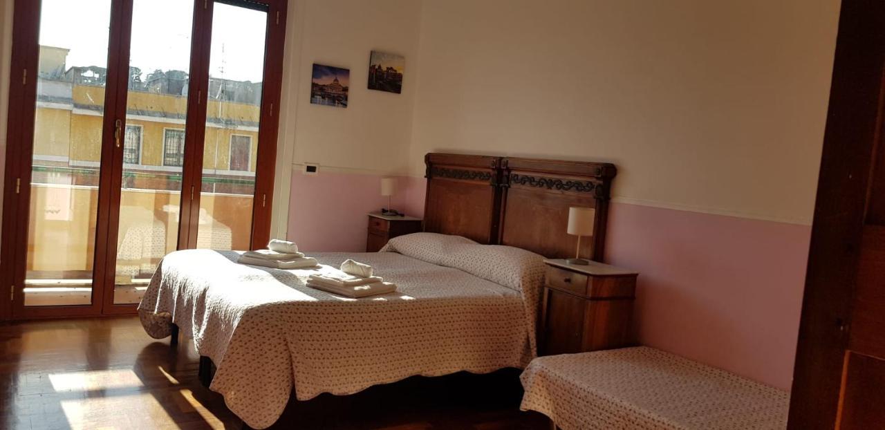 Rent Rooms Filomena E Francesca Рим Екстер'єр фото