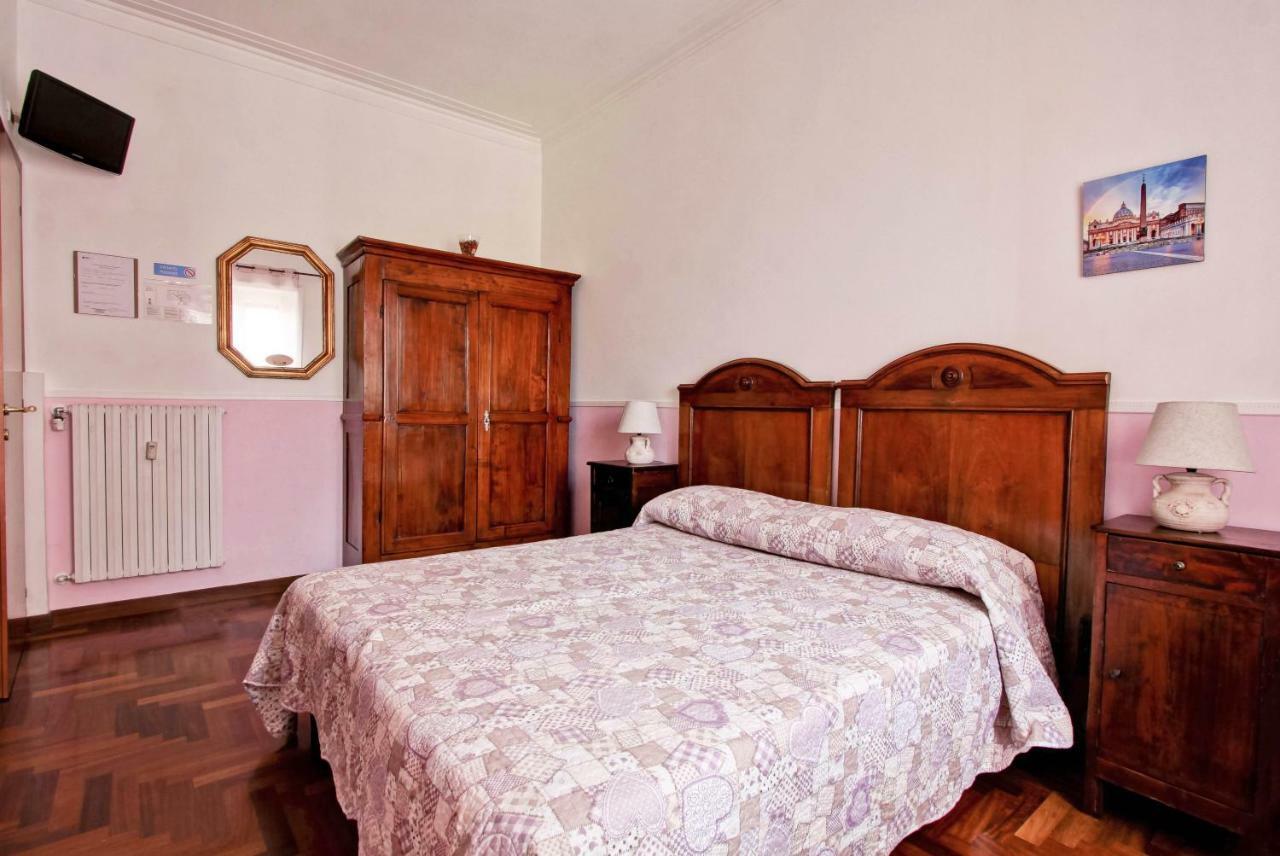 Rent Rooms Filomena E Francesca Рим Екстер'єр фото