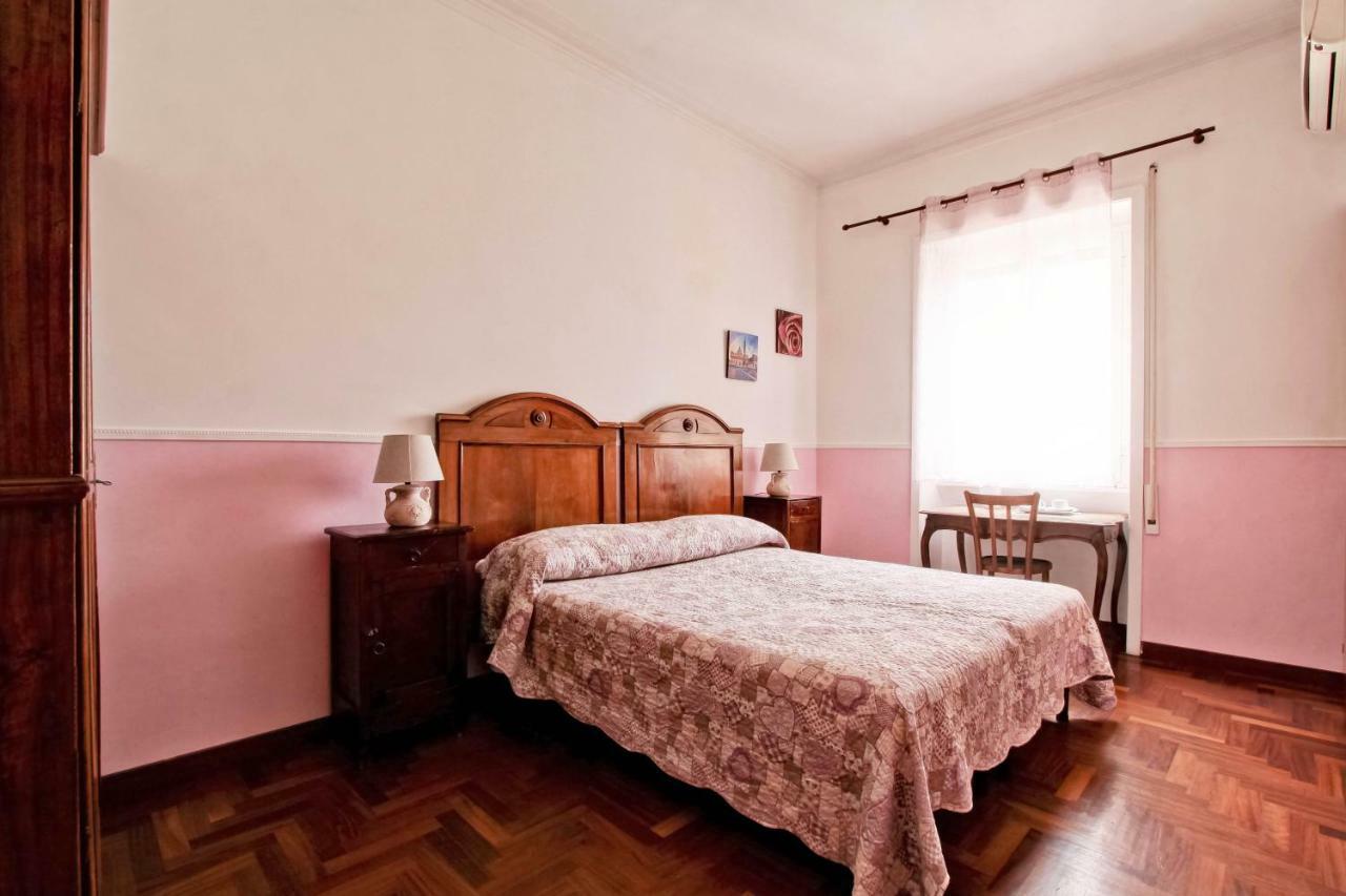 Rent Rooms Filomena E Francesca Рим Екстер'єр фото